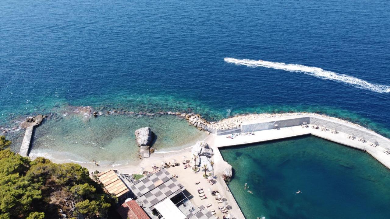 Pine Bay Holiday Resort Kuşadası Ngoại thất bức ảnh Aerial view of the Port of Rafina