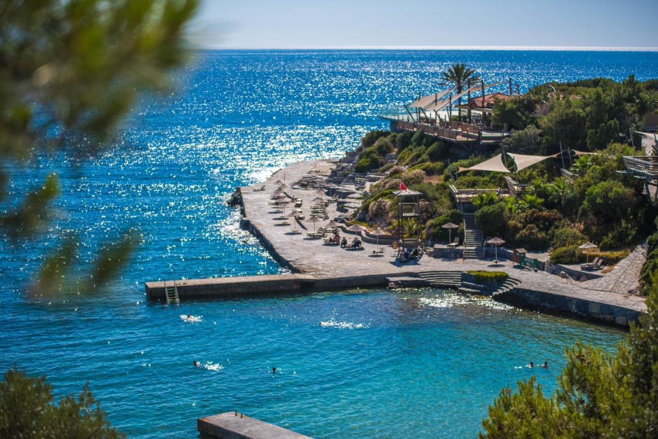 Pine Bay Holiday Resort Kuşadası Ngoại thất bức ảnh The beach of the resort