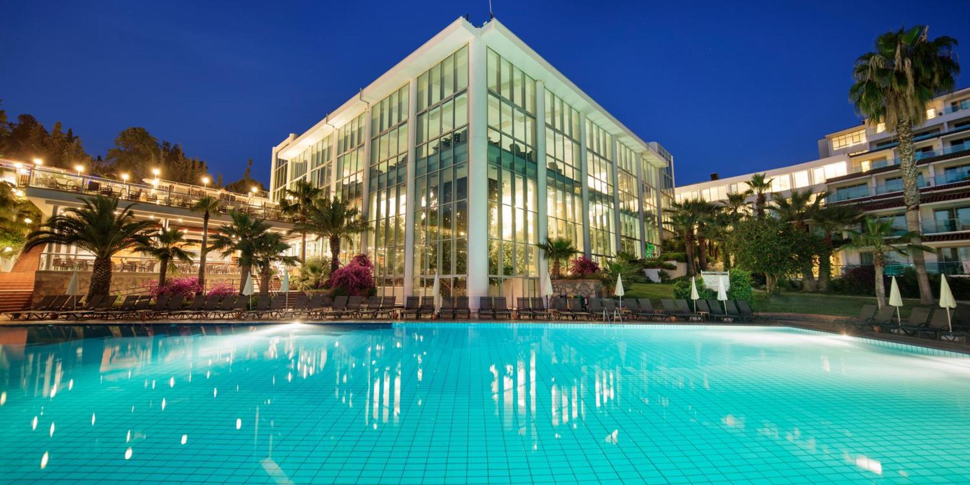 Pine Bay Holiday Resort Kuşadası Ngoại thất bức ảnh The Royal