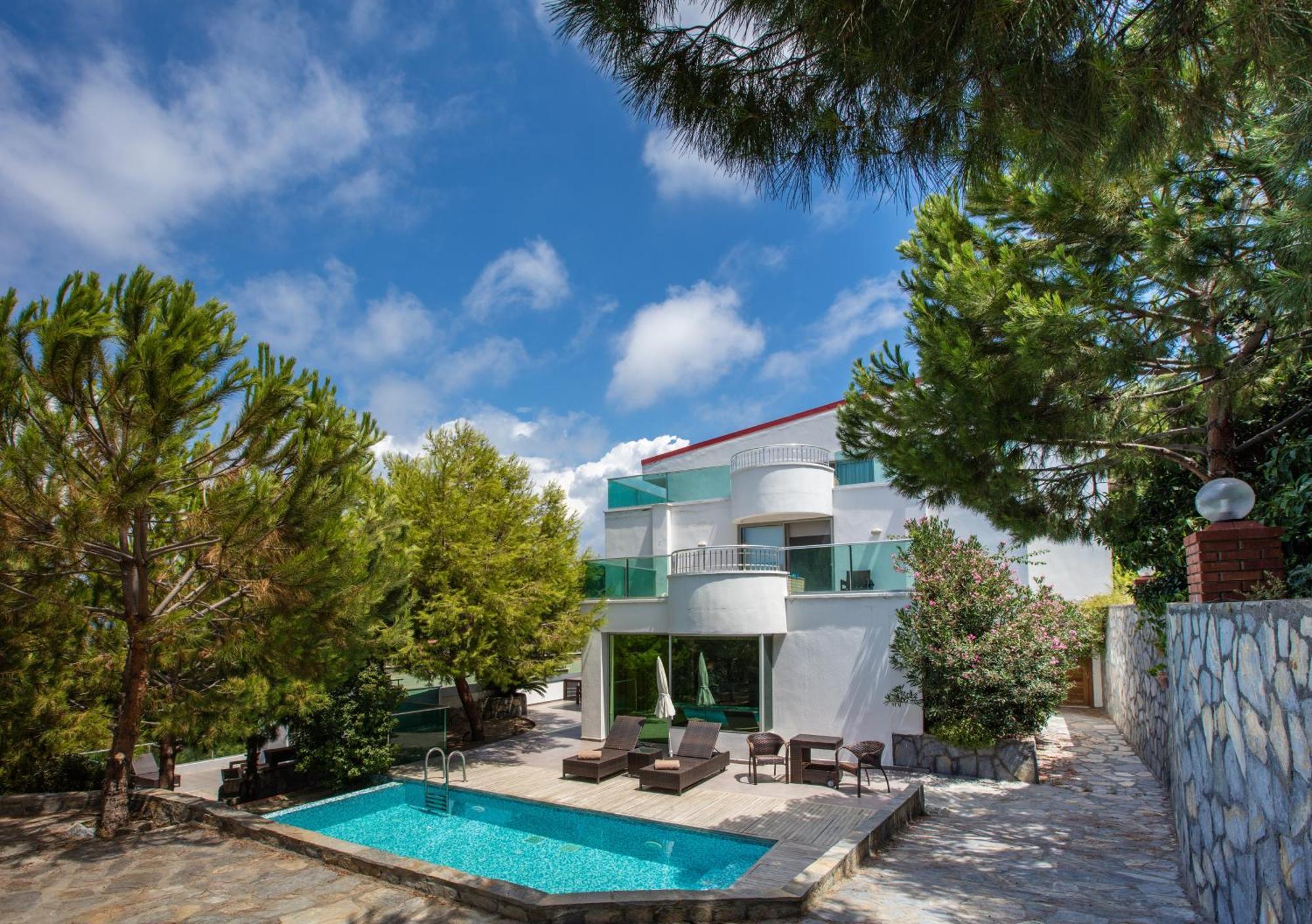 Pine Bay Holiday Resort Kuşadası Ngoại thất bức ảnh Villa in Porto Cervo